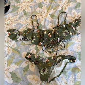 Gorgeous floral tropical Montce bikini